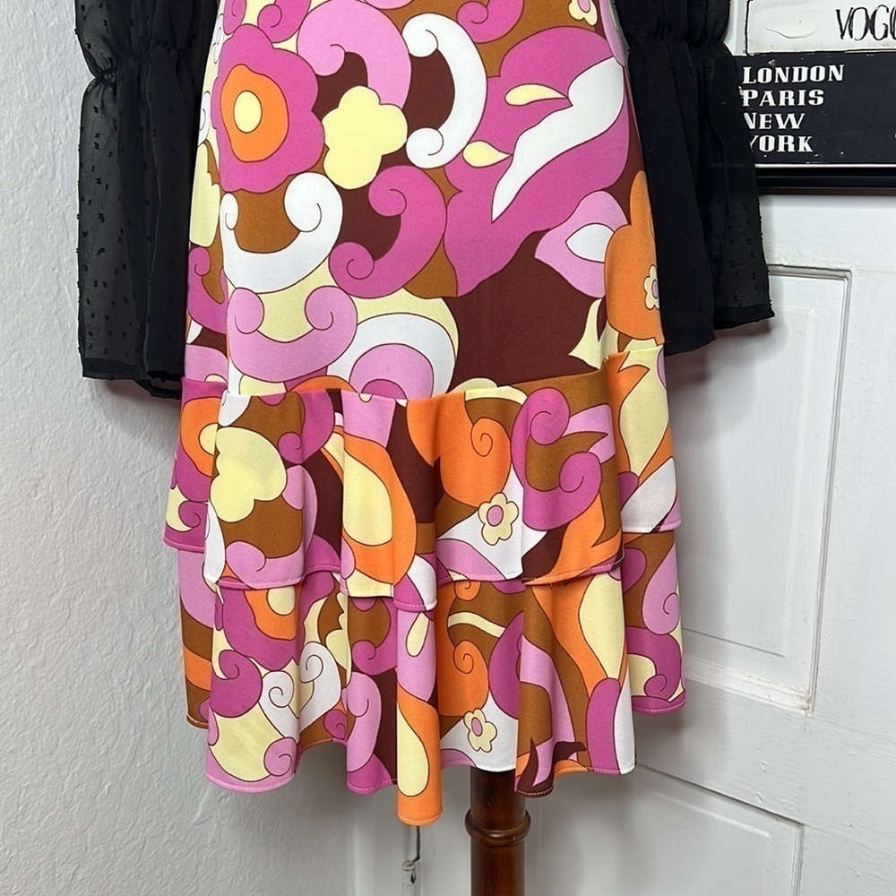 Dolce & Gabbana Floral Print Tiered Skirt Size 42/28/6US - Picture 4 of 9